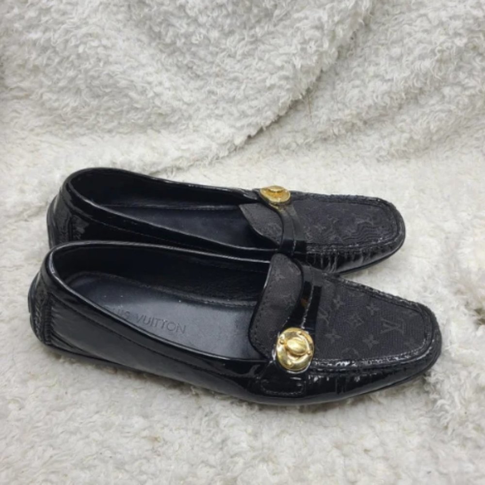 Louis Vuitton Black Signature Canvas and Patent Leather Moccasin Loafers sz 40